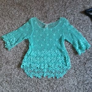 Breeze ever brand crochet over shirt